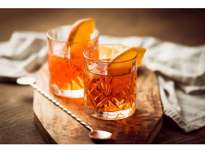 10 Loại Cocktail phổ biến với rượu mùi